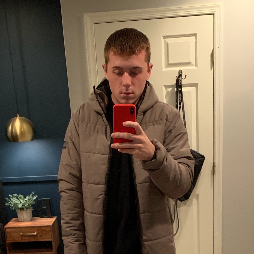 Meet your Posher, Brandon